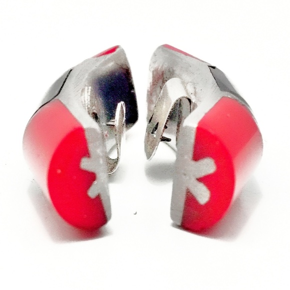 Vintage 1930s Art Deco Bakelite Shoe/Fur Clips - Picture 2 of 8